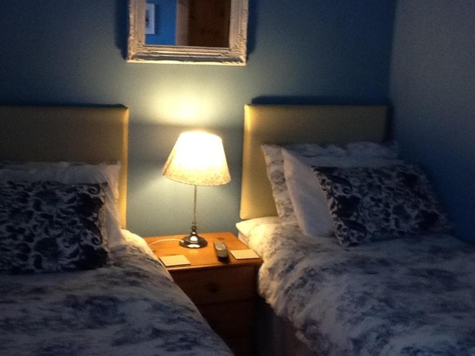 Invernente Bed And Breakfast Stirling Phòng bức ảnh